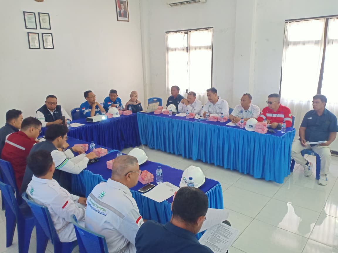 Arrival Meeting & Safety Induction Persiapan docking repair KMP. Cengkih Afo