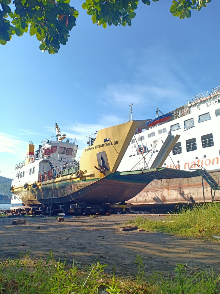 Docking repair KM Gandha Nusantara 05 milik PT PELNI (Persero)